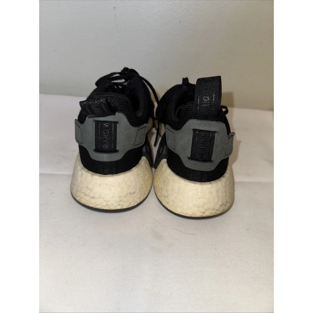 Adidas NMD R2 Core Black 2018 Size 10 Men's‎ Run Walk Track